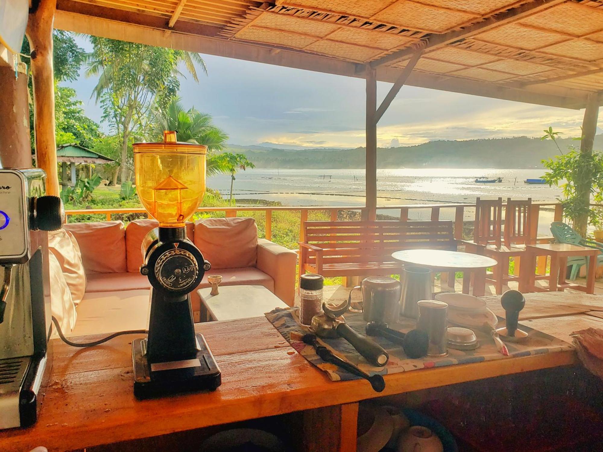 Raffiel Nias Apartment Lagudri ภายนอก รูปภาพ